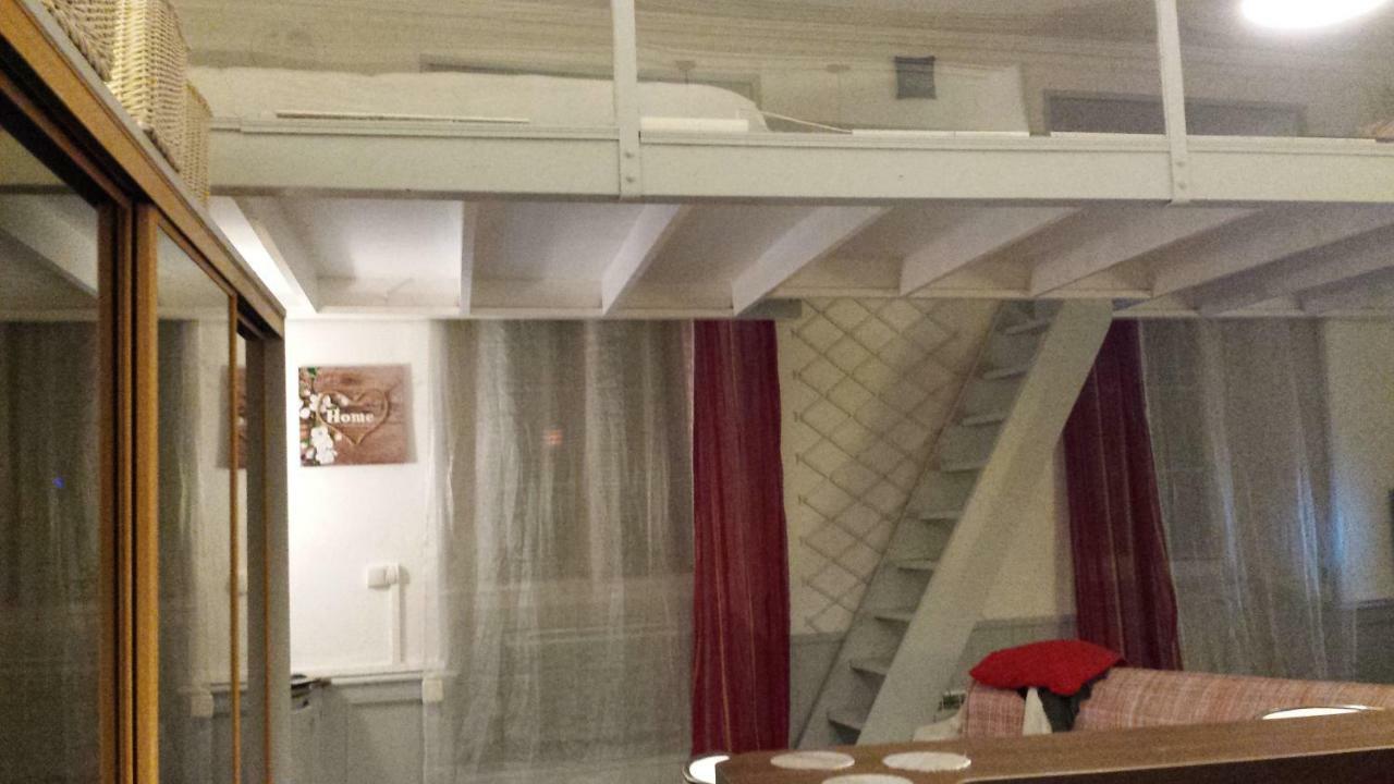 coquet studio en mezzanine Saint-Girons  Esterno foto